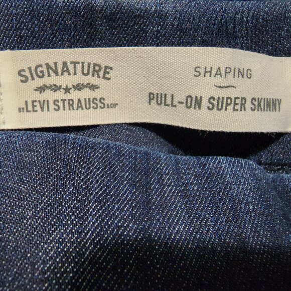 Signature Levi Strauss Womens Size 2, 4, 8 Shaping Pull On Super Skinny Jeans - Picture 9 of 10